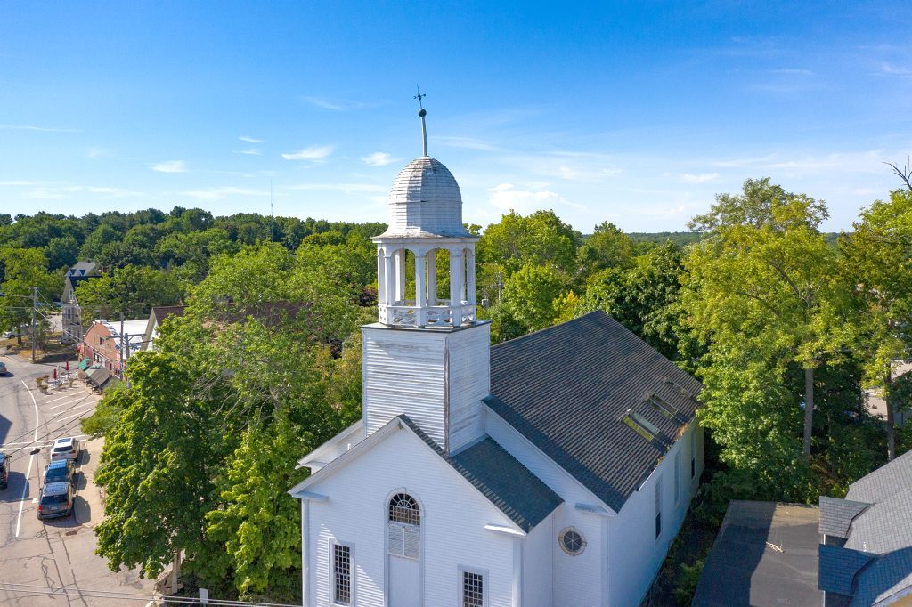 211 York St, York, ME 03909